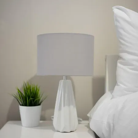 Feriehus Deluxe Near Cabot Circus W Parking Sleeps 5